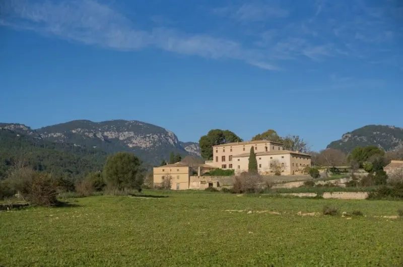 Finca Establiments – image 1