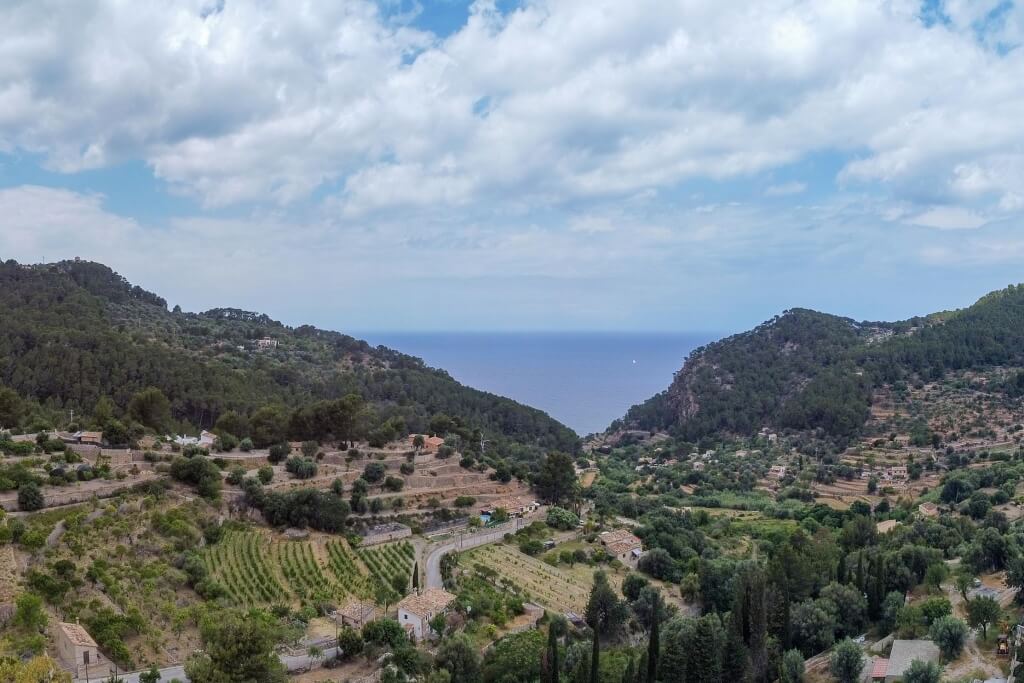 LUXURY VILLA – GUEST HOUSE, SEA VIEWS AND SPA – image 5