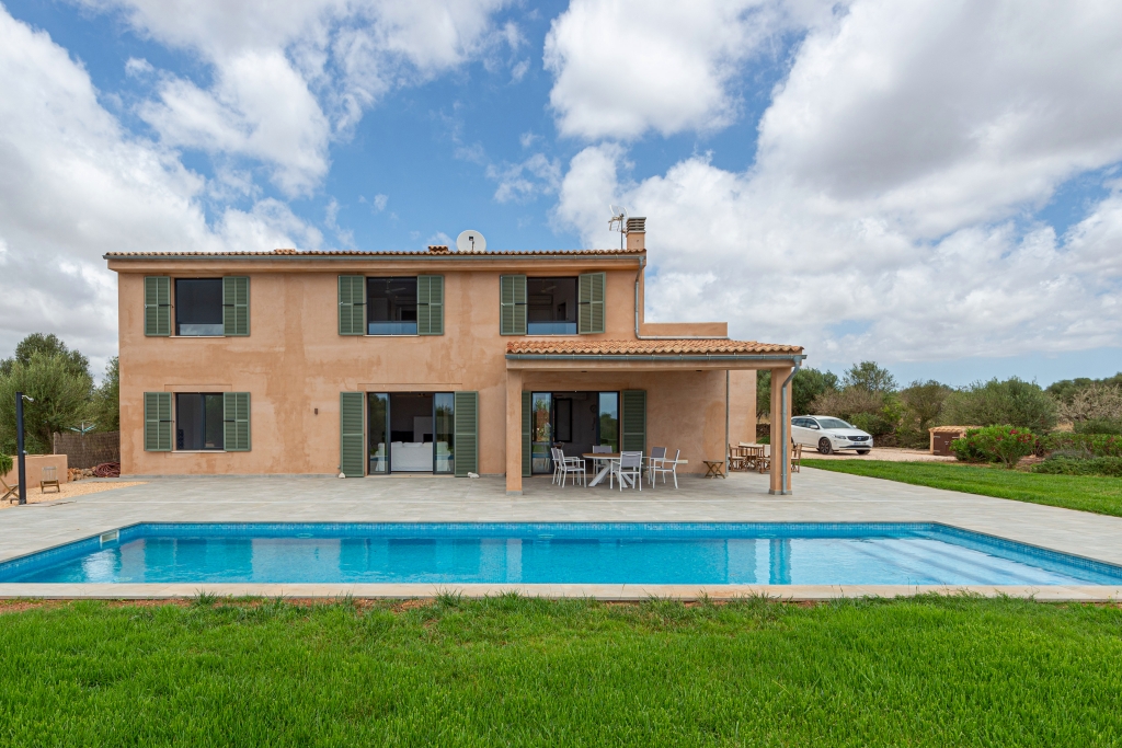 NEW BUILT FINCA IN SES SALINES – image 7