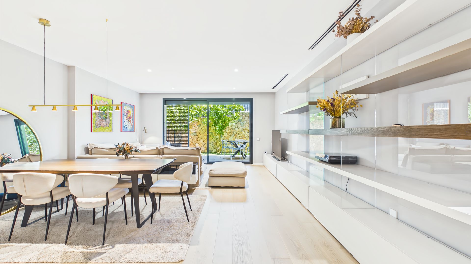 Elegant Luxury Apartment with a Spacious, Low-Maintenance Private Garden and Resort-Style Communal Pool