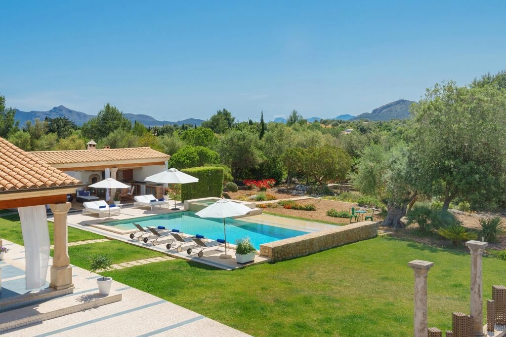 IMPRESSIVE LUXURY VILLA IN POLLENÇA – image 4