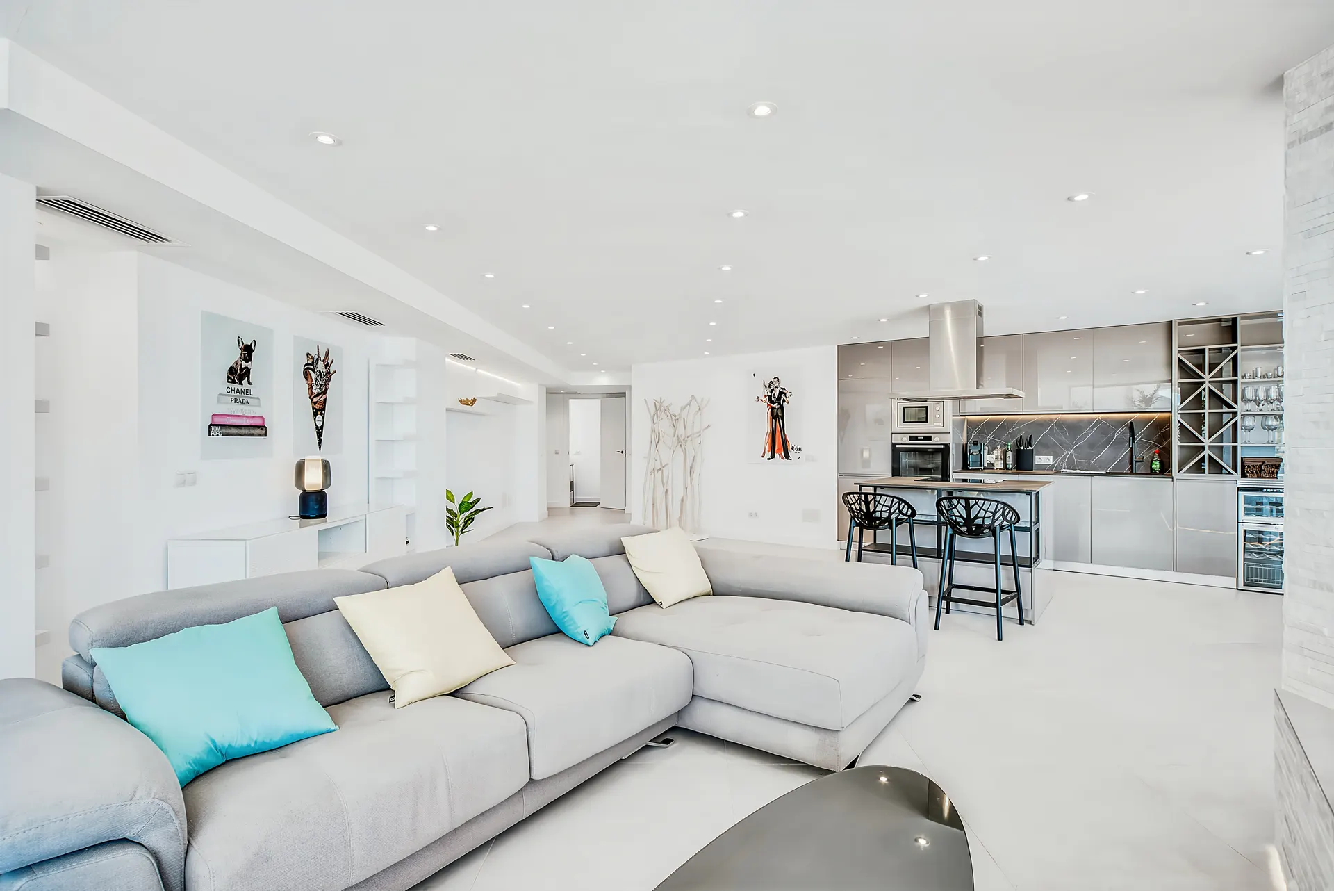 Beachfront Apartment — Apartment in Magaluf, Calvia, Mallorca (photo 6 of 26)