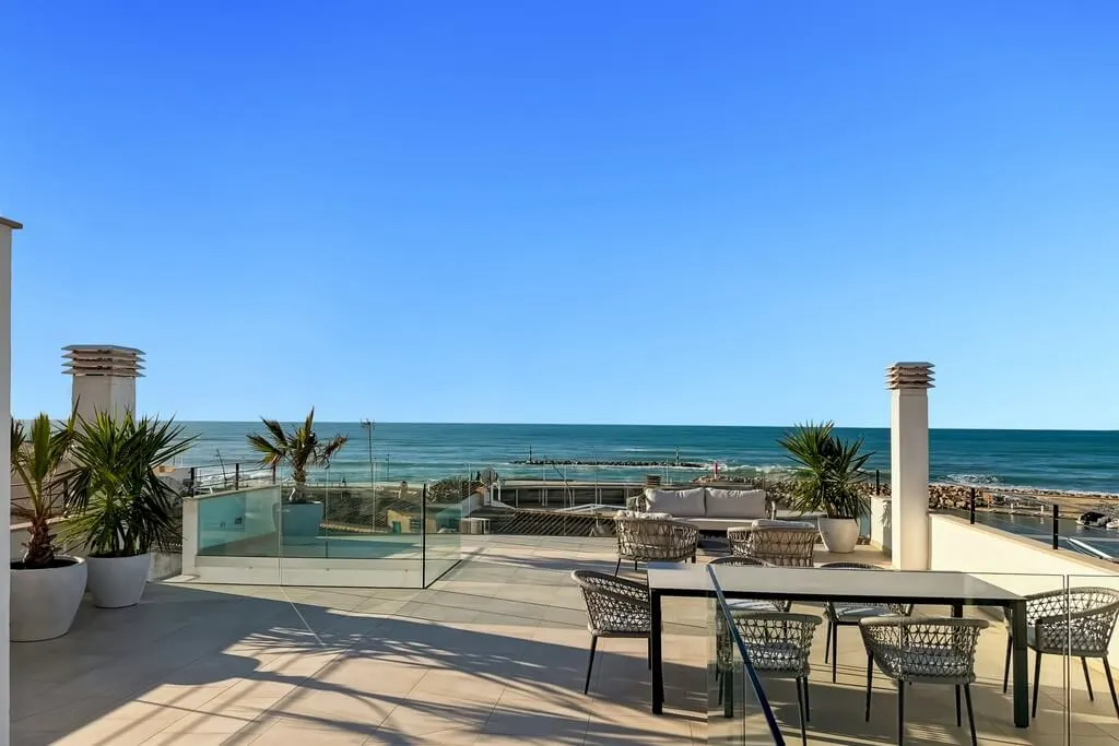 Townhouse Sea & Sun – image 2