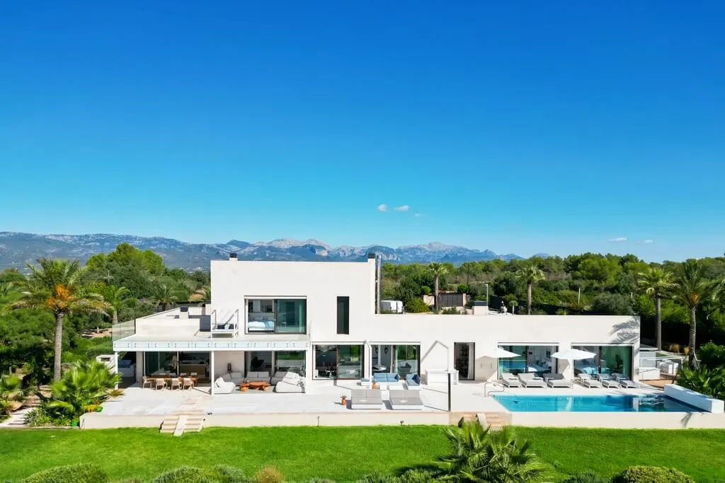Villa Blanca – image 2